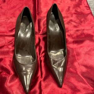 Ladies brown high heels.